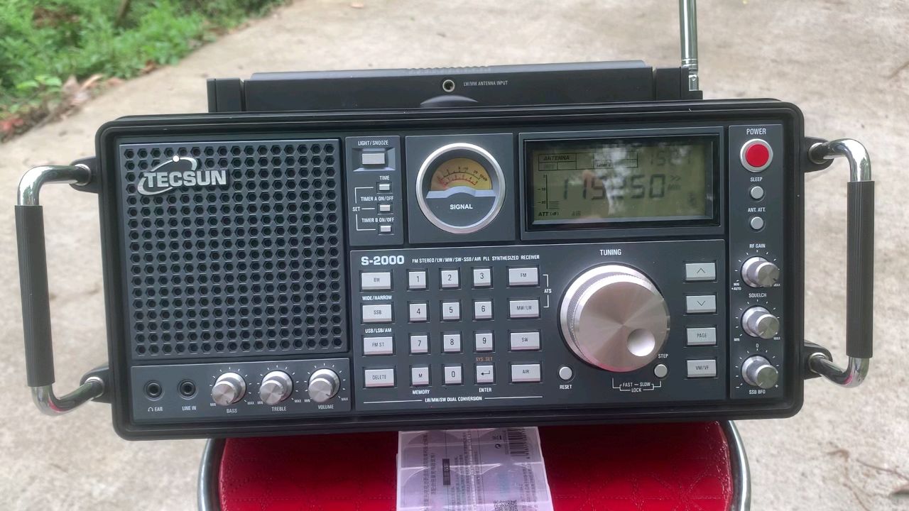 天上有飞机,德生s2000成都双流乡下收听航空频率119.250