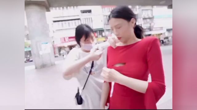 00后服装设计师