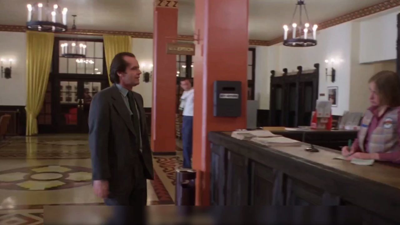 《闪灵》一部经典惊悚片