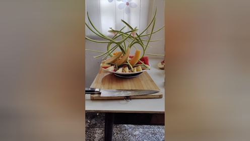 组合草花,西瓜皮上的美!