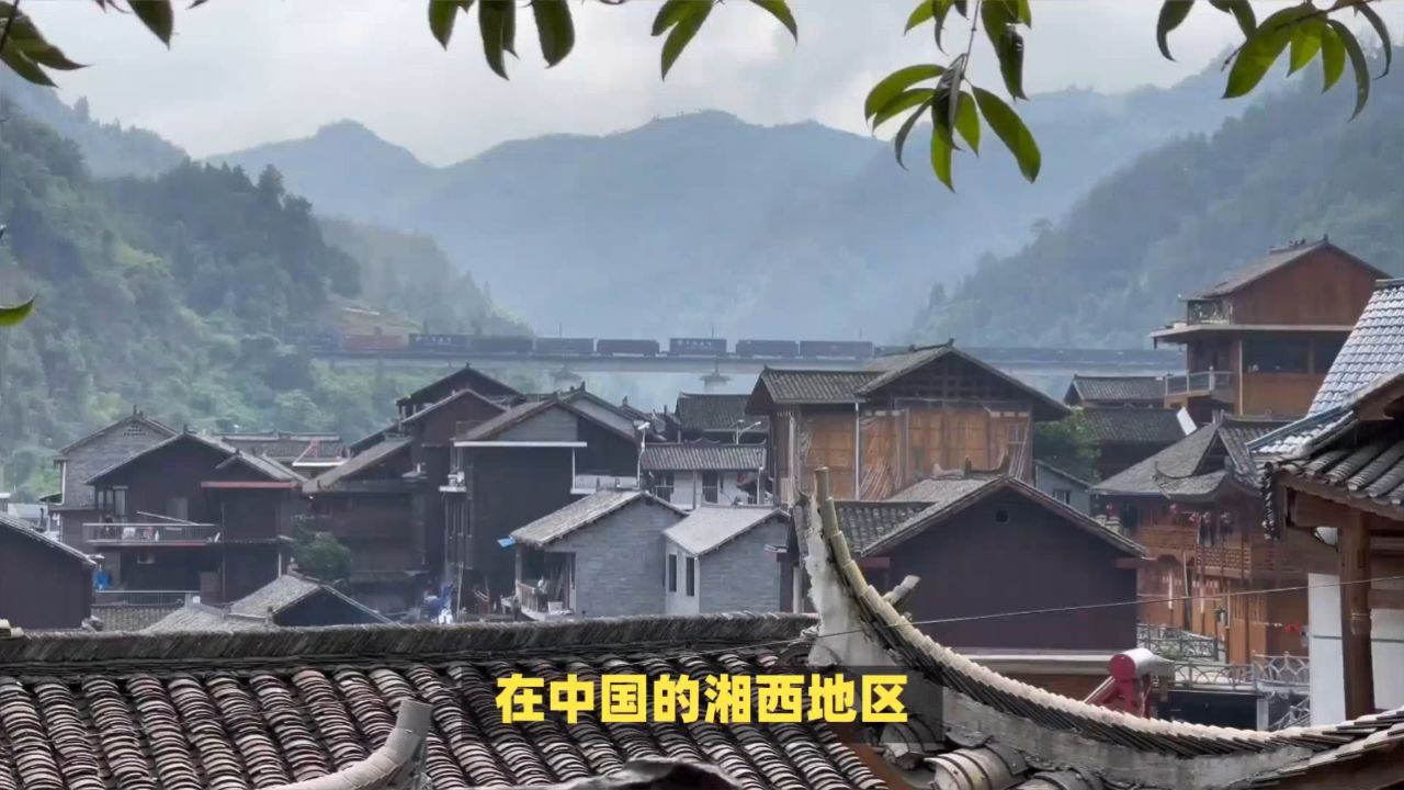 走进墨戎苗寨!了解苗族人穿戴在身上的千年文化—非遗银饰