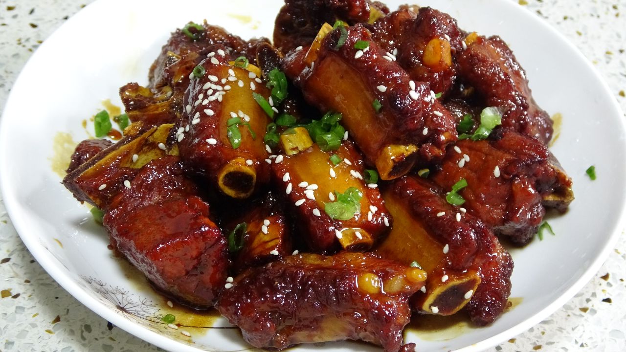 家庭版"糖醋排骨"的简单做法 ,酸汤可口,好吃不腻,下饭贼香