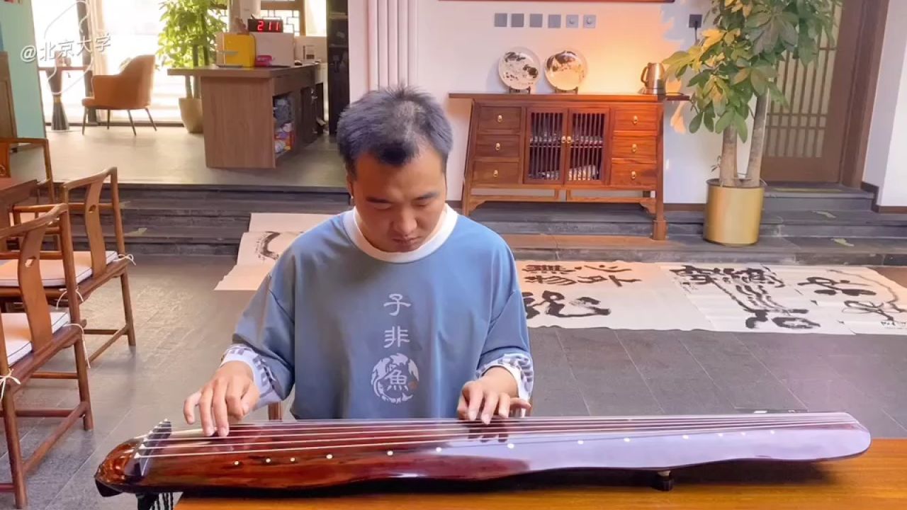 李明阳(古琴艺术传承人):选择一张好琴,奉献青春时光