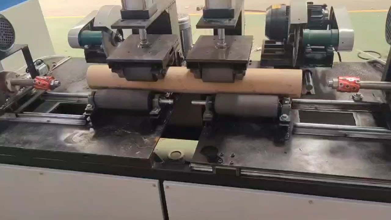 纸管机(纸管接管机)纸管分切机——邢台远浩纸管行业引领者