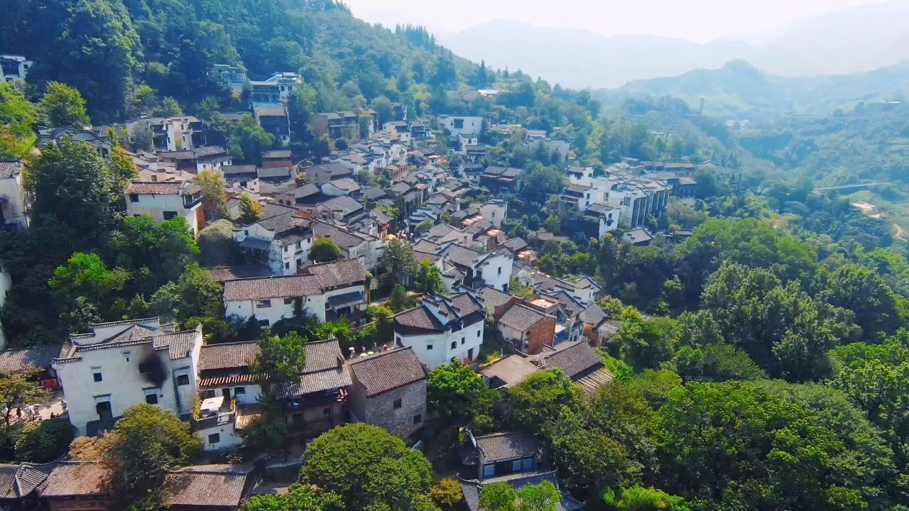 航拍婺源篁岭古村落#江湾镇栗木坑村#篁岭建村于明代中叶580多年历史