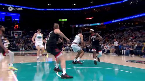 《NBA全场集锦》齐头并进大军压境 火箭四打一伊森接球双手暴扣