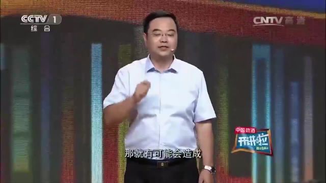 年轻设计师出错误,杨宏总设计师主动担下责任,有气魄