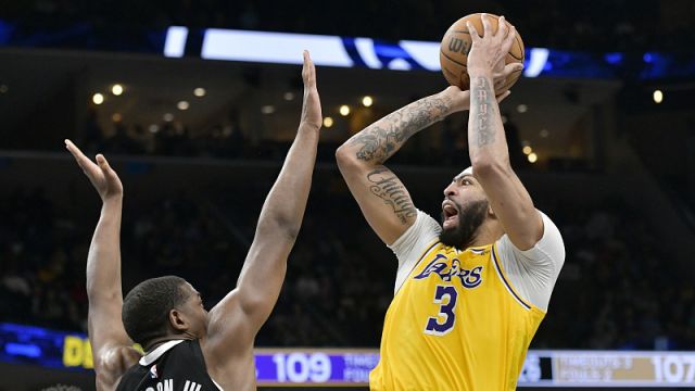 戴维斯vs灰熊集锦 独揽36+14+5下半场21分力挽狂澜