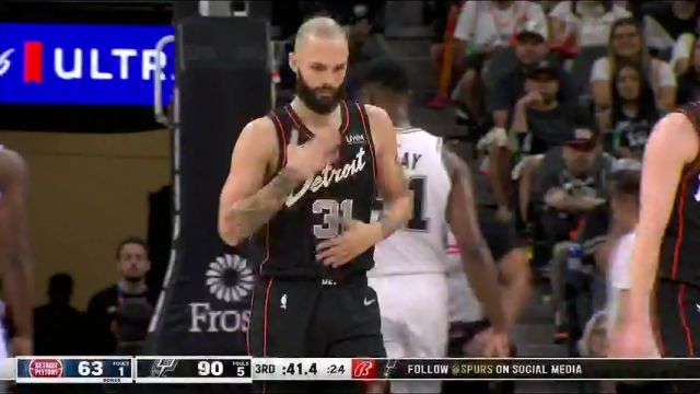 NBA常规赛：活塞vs马刺第3节英文原声回放