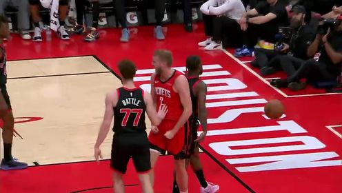 《休斯敦火箭》 【回放】NBA常规赛：猛龙vs火箭第2节中文解说回放