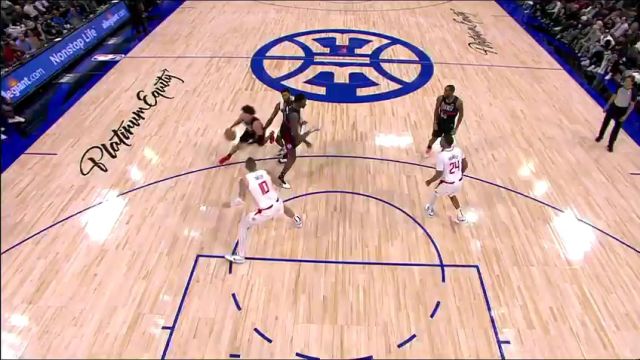 NBA常规赛：快船vs活塞第4节英文原声回放