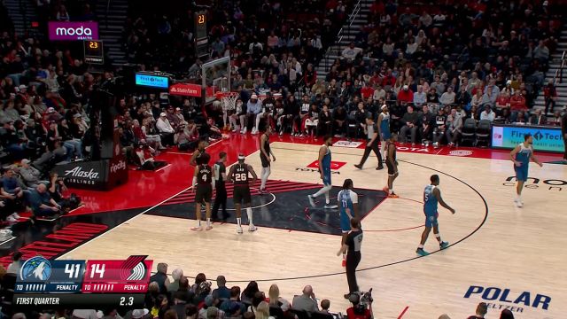 杀人又诛心 爱德华兹最后一攻完成2+1将分差扩大到30分