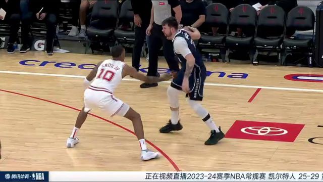 NBA常规赛：凯尔特人vs黄蜂第1节中文解说回放