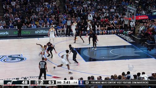 《TOP时刻》22日NBA最佳镜头 东契奇倒地抢断发起快攻欧文推进妙传小琼斯空接暴扣