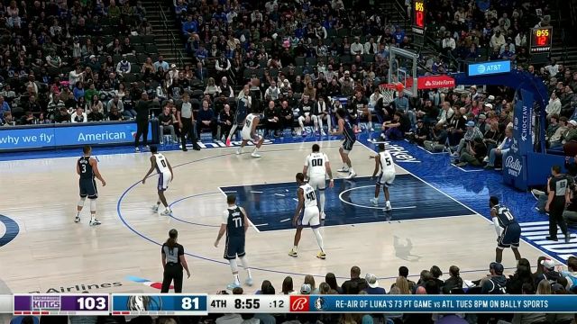 要的就是强硬！ 莱夫利接球无视防守将球砸进篮筐