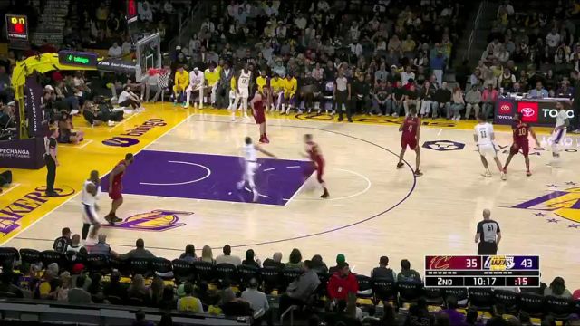 NBA常规赛：骑士vs湖人英文原声全场回放