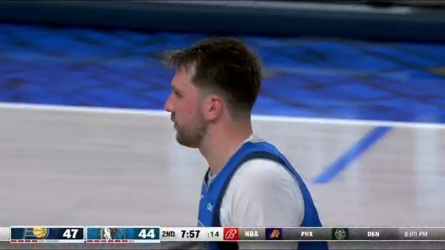 NBA常规赛：步行者vs独行侠第2节英文原声回放