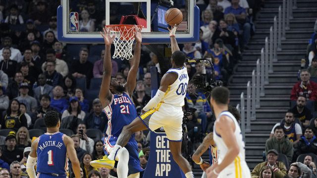 库明加vs76人集锦 连续7场20+劲爆炸扣点燃主场