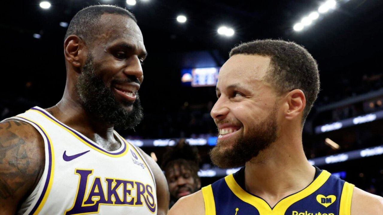 原声揭秘|詹姆斯和库里赛后互相调侃:我们怎么做到总打得更好的