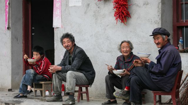 陕西凤县沙坝村:秦岭腹地的世外桃源,人工养殖娃娃鱼成游客必吃大菜