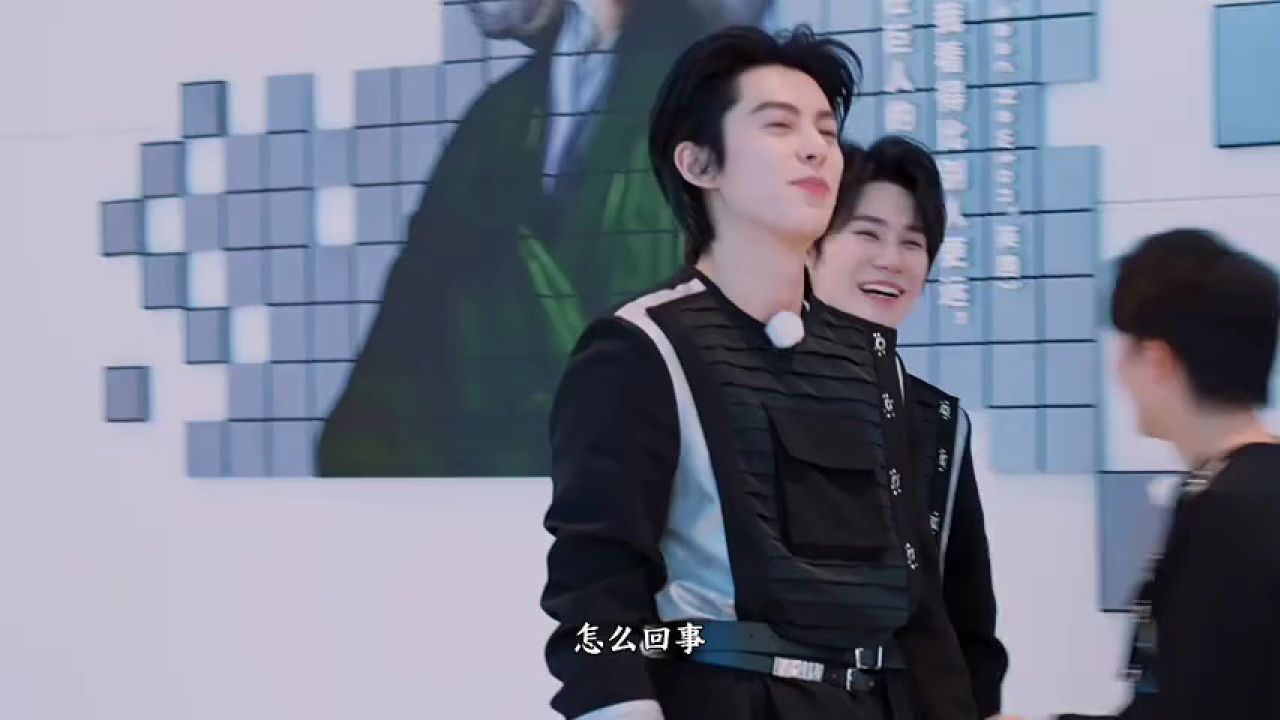 王鹤棣又没完成撕名牌#王鹤棣跑男#王鹤棣#奔跑吧_高清1080P在线观看平台_腾讯视频