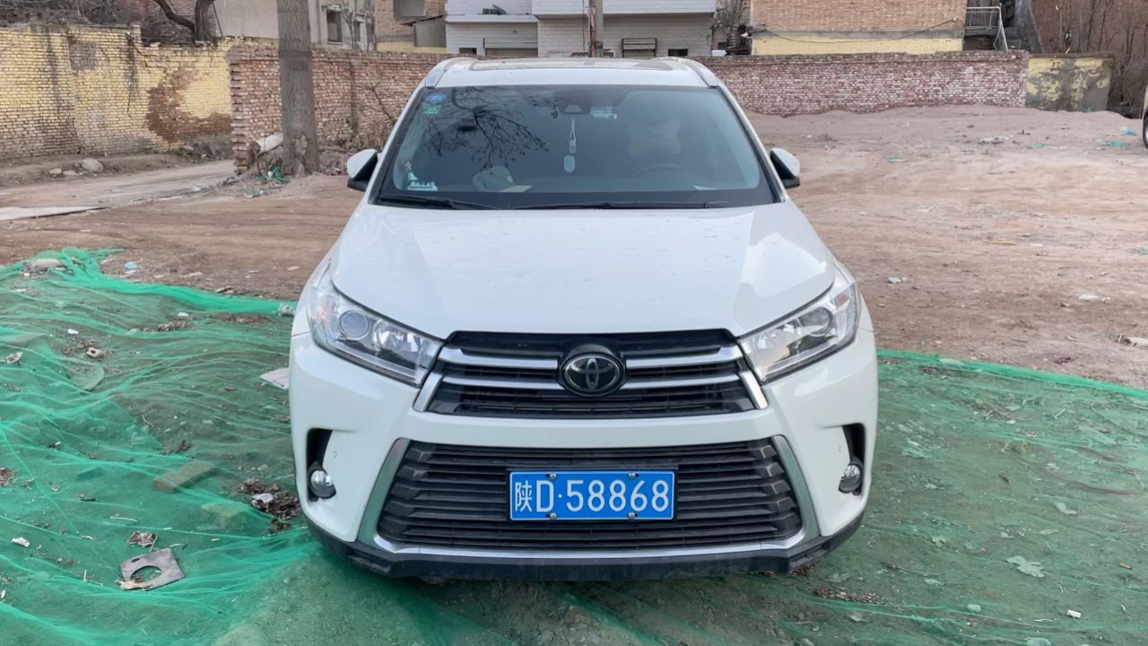 纯数字车牌第三代丰田汉兰达