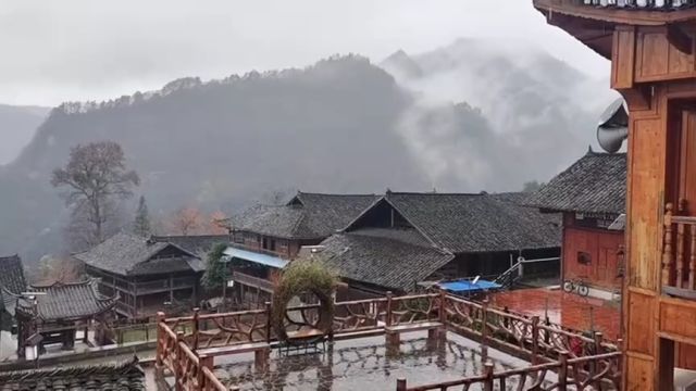 应对低温雨雪天气 | 视频ⷠ古丈县高峰镇通过“村村响”播放暴雪预警信息