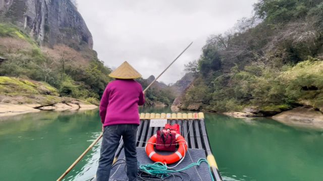 武夷山九曲溪竹筏漂流