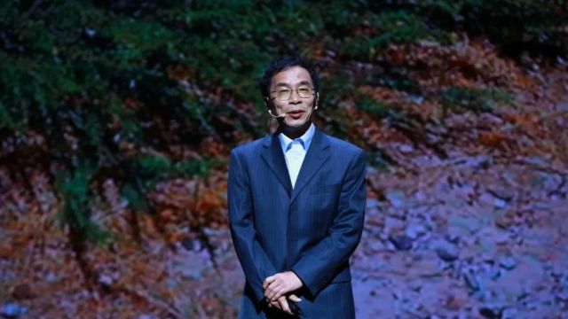 在青藏高原上,一颗聪明的树选择了躺平 | 杨永平