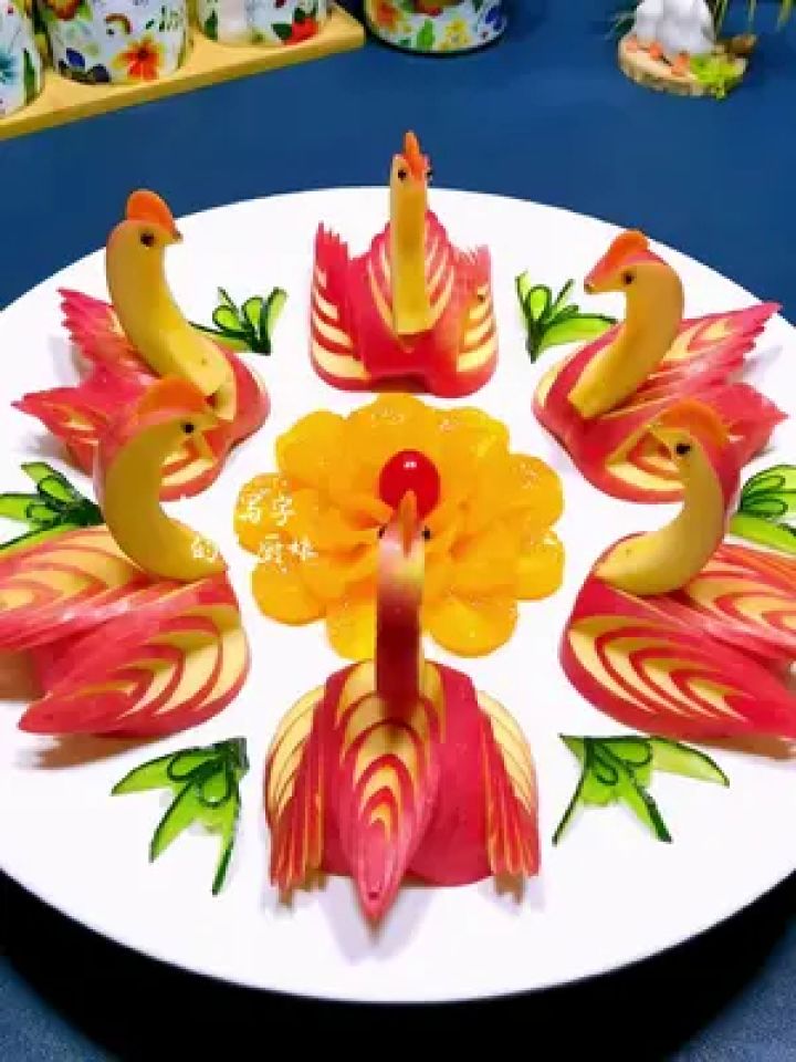 创意果盘 天鹅湖#美厨娘原创美食#果蔬造型 #水果拼盘