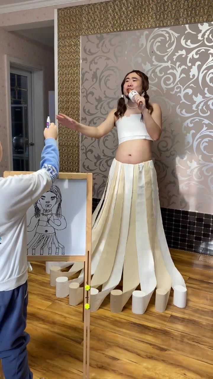 再这样下去上厕所我都不知道该站着还是该蹲着了#画画的baby#内容过于