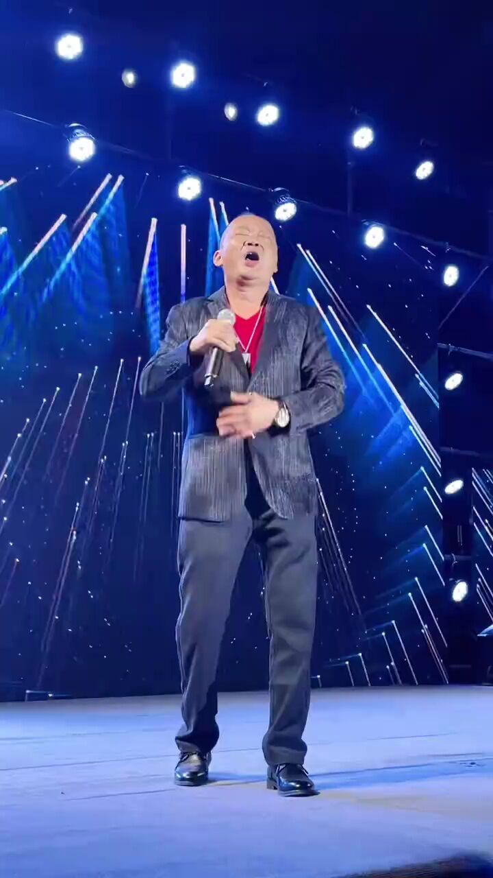 心情激动紧张!一首粤语歌曲《暂别离》送给大家