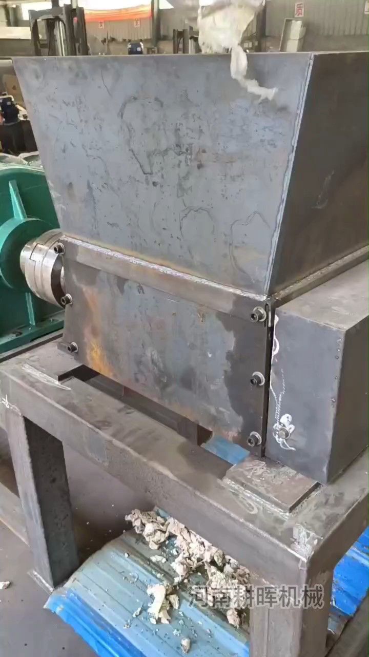 大棒骨头破碎机 牛骨猪头骨撕碎机搅碎机 羊鸡鸭鹅碎骨机