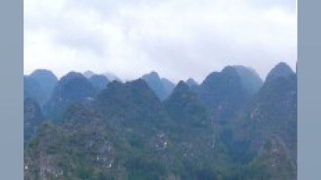 贵州有林名曰万峰林有山叫十万大山看山就来贵州吧