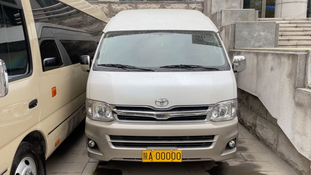 五连号黄牌第五代丰田海狮h200