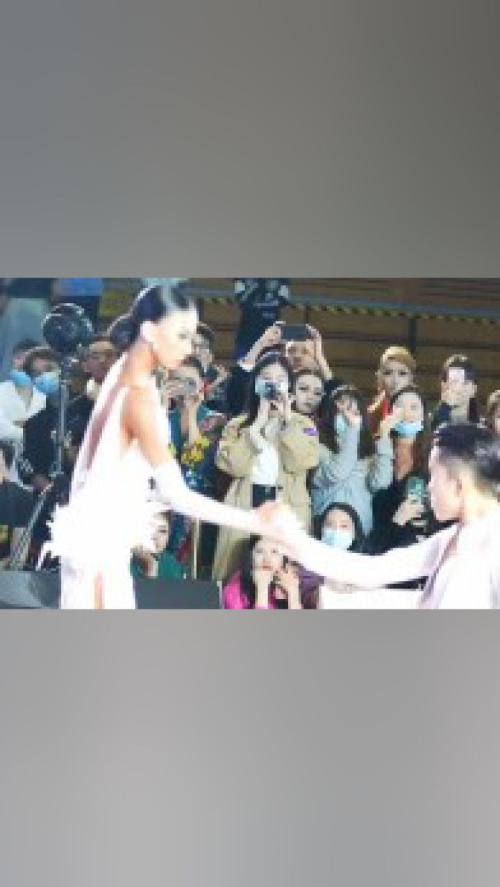 拉丁舞冠军王崇墨的蜕变,传说中的白马王子 #王崇墨李茉晗 #国标舞