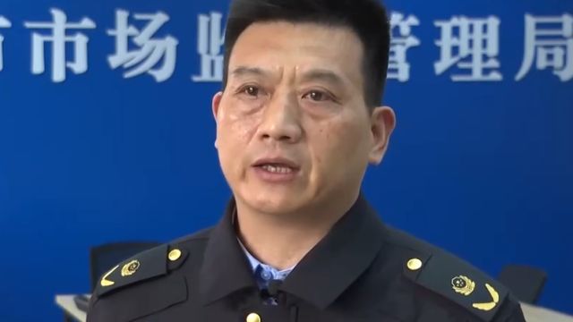 加油机“短斤少两”,超出国家允许最大误差三倍多,已涉嫌诈骗