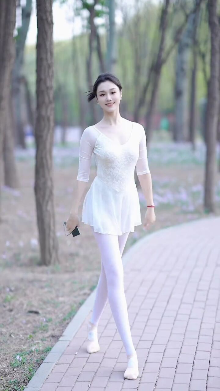 芭蕾舞小姐姐美美哒#大长腿 #氧气女孩