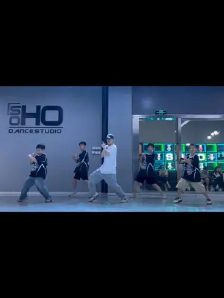 六一当然是要跟孩子们跳舞呀 #原创编舞 #hiphop基础 #hiyoung先生