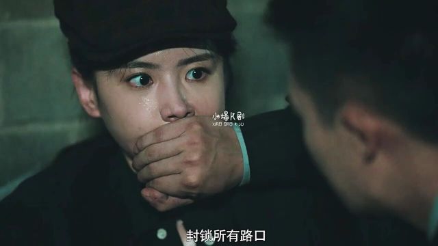 《拆案2》2最好不要让他起身,因为那下面就是压力炸弹