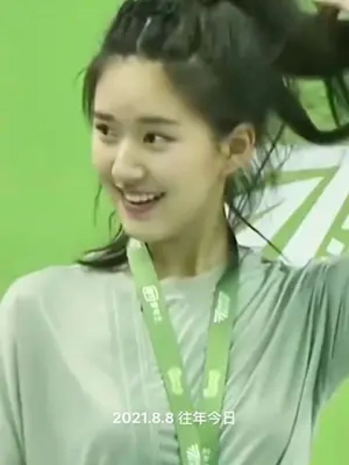 美女运动员 #赵露思