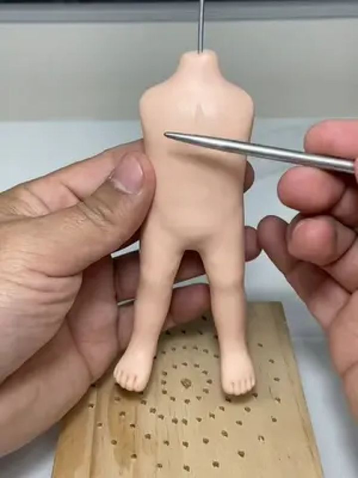 不像算我输 #软陶人偶 手工雕刻人物形象,葫芦娃#捏泥人 #制作过程