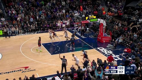 《NBA全场集锦》该我上场表演了！布克干拔关键三分一锤定音直接杀死比赛