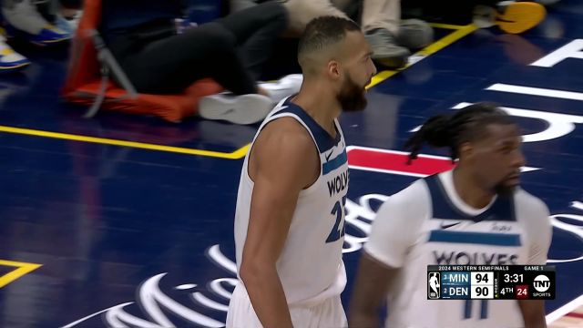 专治各种不服！约基奇单挑戈贝尔抬手打进还有加罚