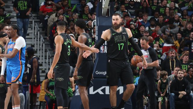 瓦兰丘纳斯vs雷霆集锦 全场拿下19分13篮板精彩表现遗憾淘汰