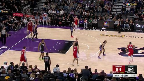 《NBA全场集锦》NBA常规赛：灰熊vs国王第3节英文原声回放