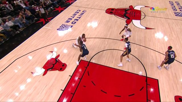 亮出招牌本领！德罗赞翻身后仰跳投稳稳命中