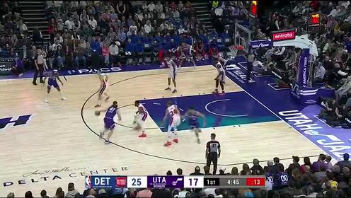 《NBA全场集锦》NBA常规赛：活塞vs爵士第1节中文解说回放