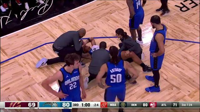 NBA常规赛：骑士vs魔术第3节中文解说回放