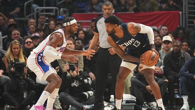 费城121-107快船 残阵76人3人20+客场击沉快船